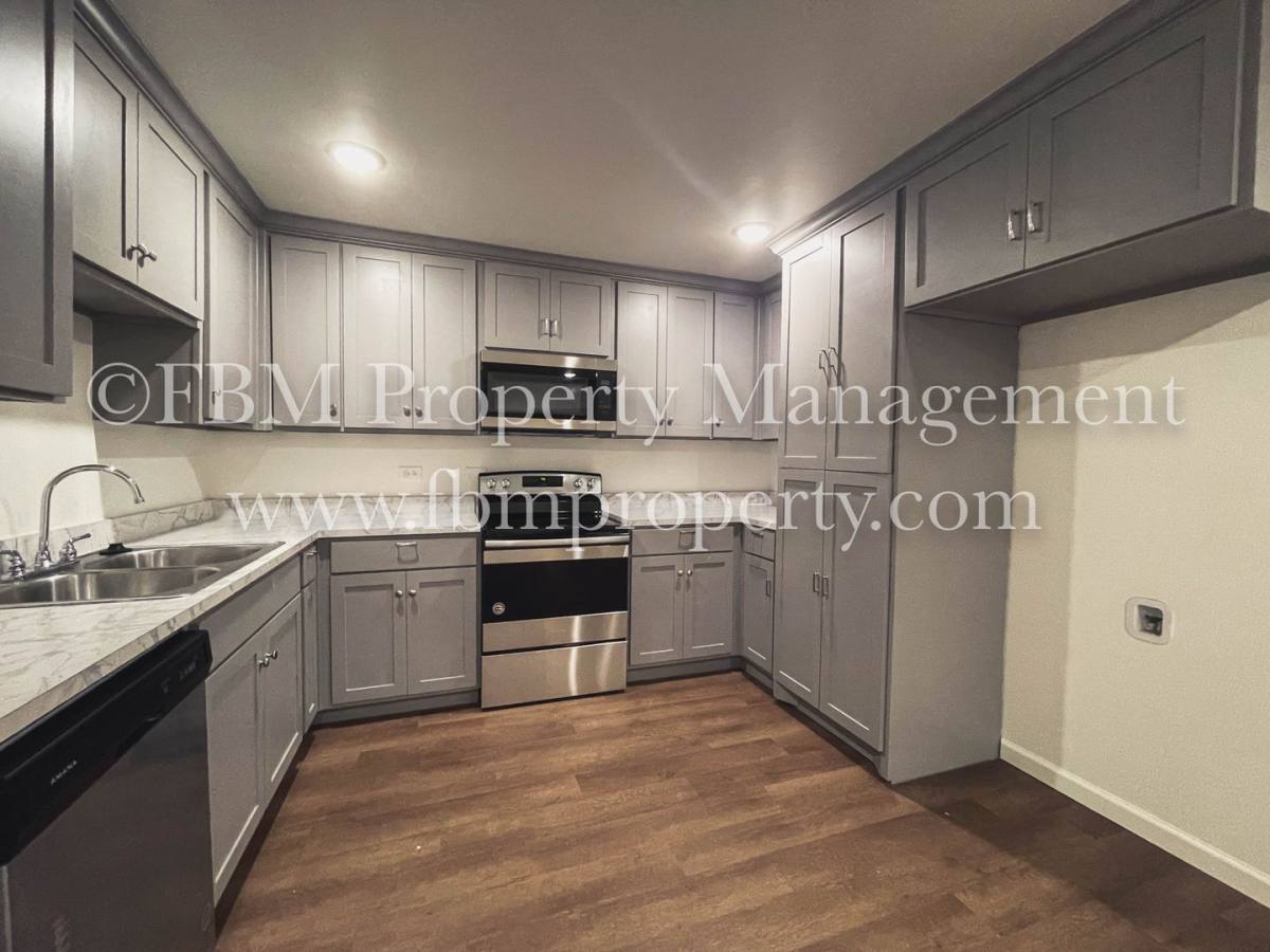 House for rent at 207 Kirksey St, Waxahachie, TX 75165