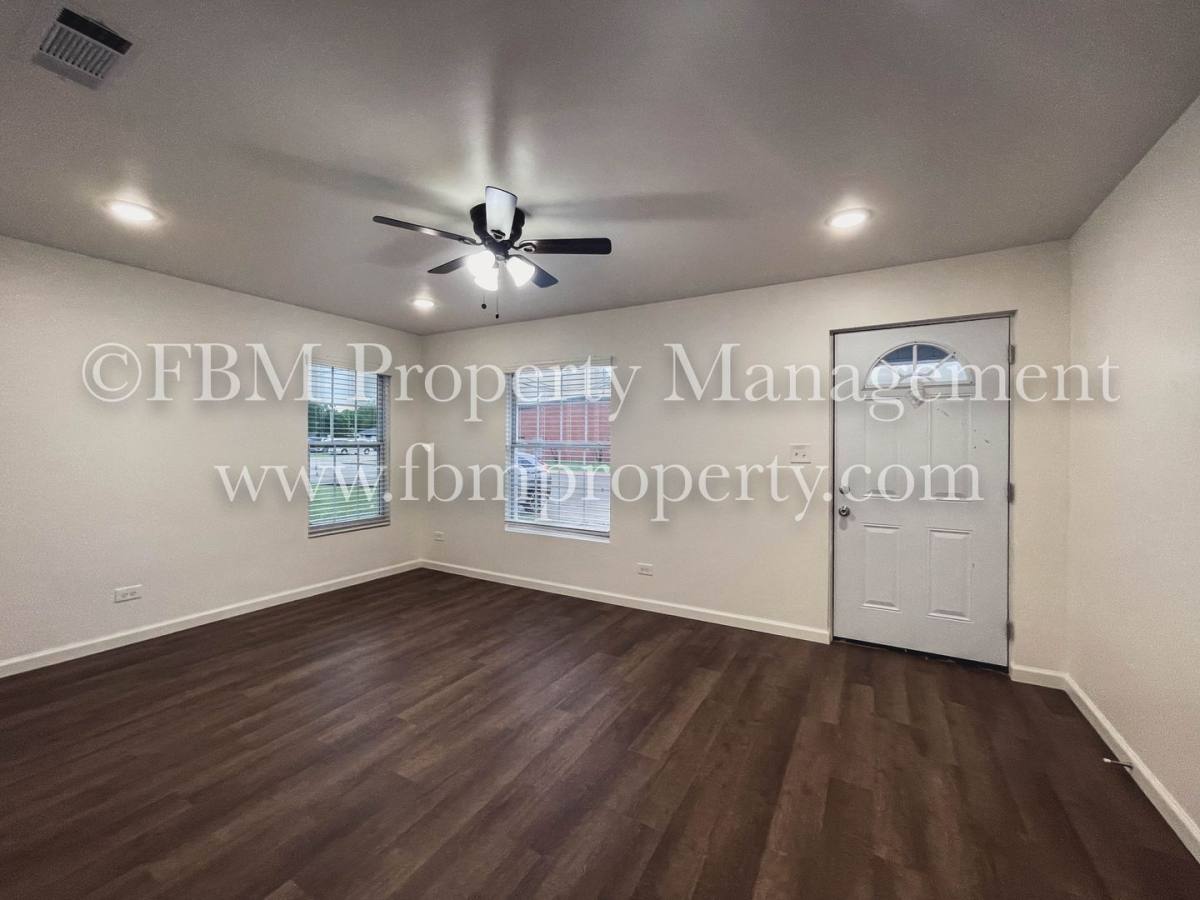 House for rent at 207 Kirksey St, Waxahachie, TX 75165