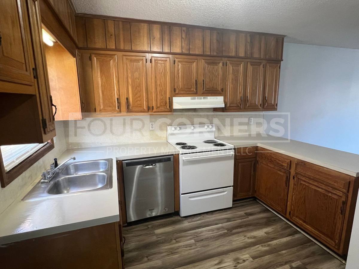Apartment for rent at 420 Salem St, Lexington, NC 27292