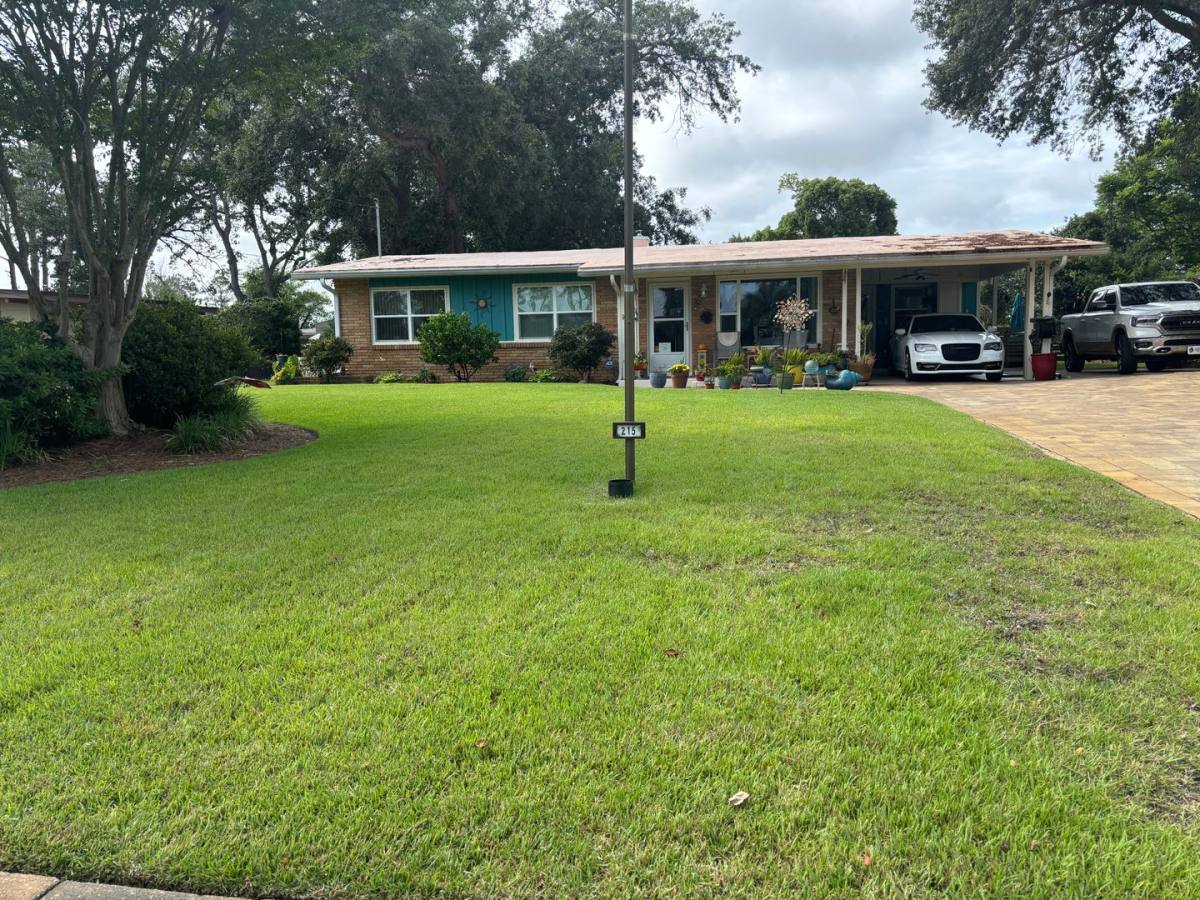 House for rent at 215 Woodlawn Dr, Panama City Beach, FL 32407
