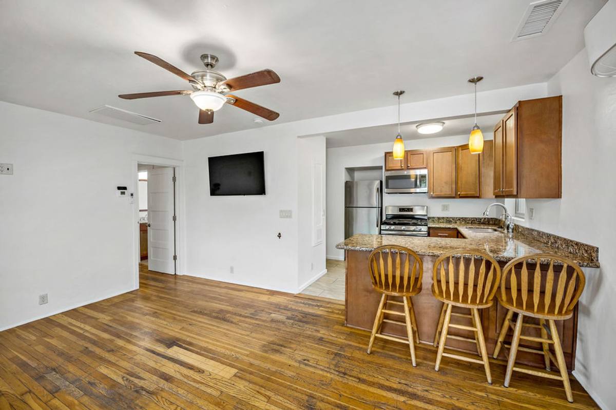 House for rent at 1121 E 9th St, Tucson, AZ 85719