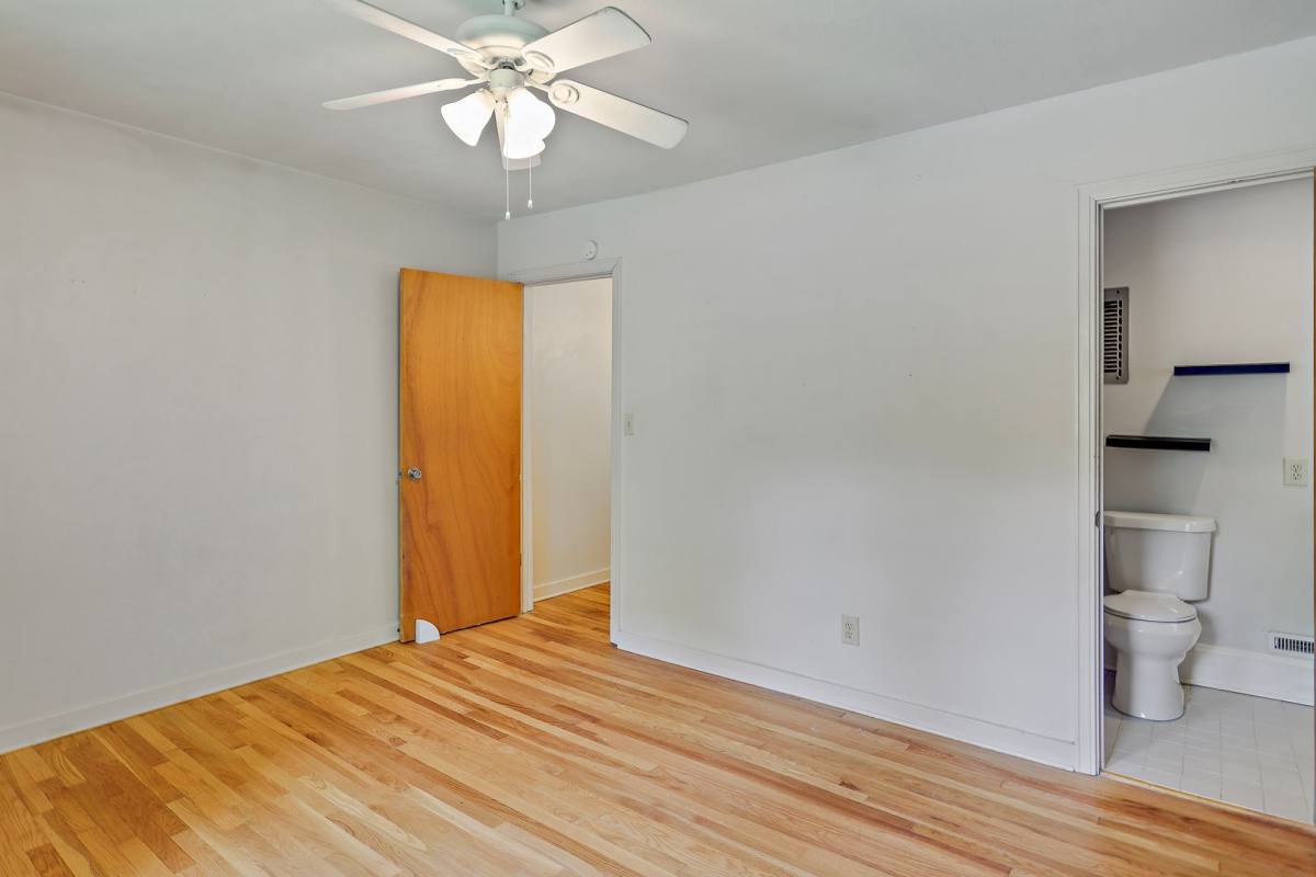 House for rent at 4364 Manhassett Dr, Jackson, MS 39211