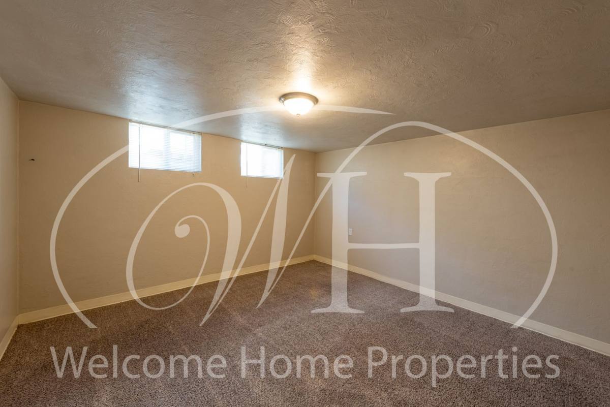 Apartment for rent at 43 NE Ash Ave, College Place, WA 99324