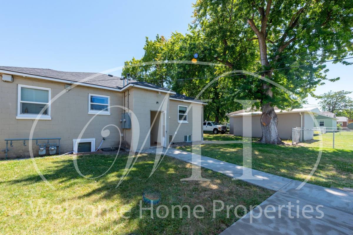 Apartment for rent at 43 NE Ash Ave, College Place, WA 99324