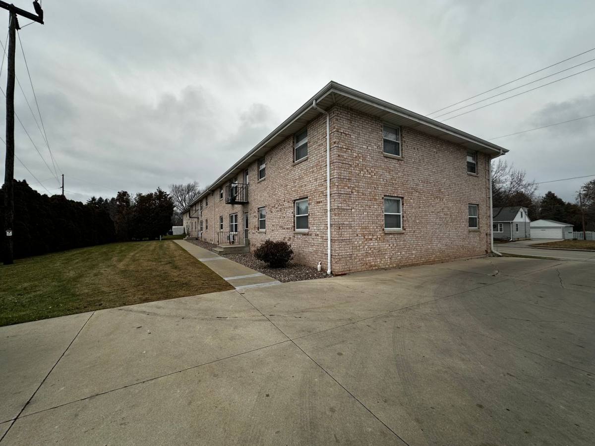 Apartment for rent at 207 Fort Howard Ave, De Pere, WI 54115