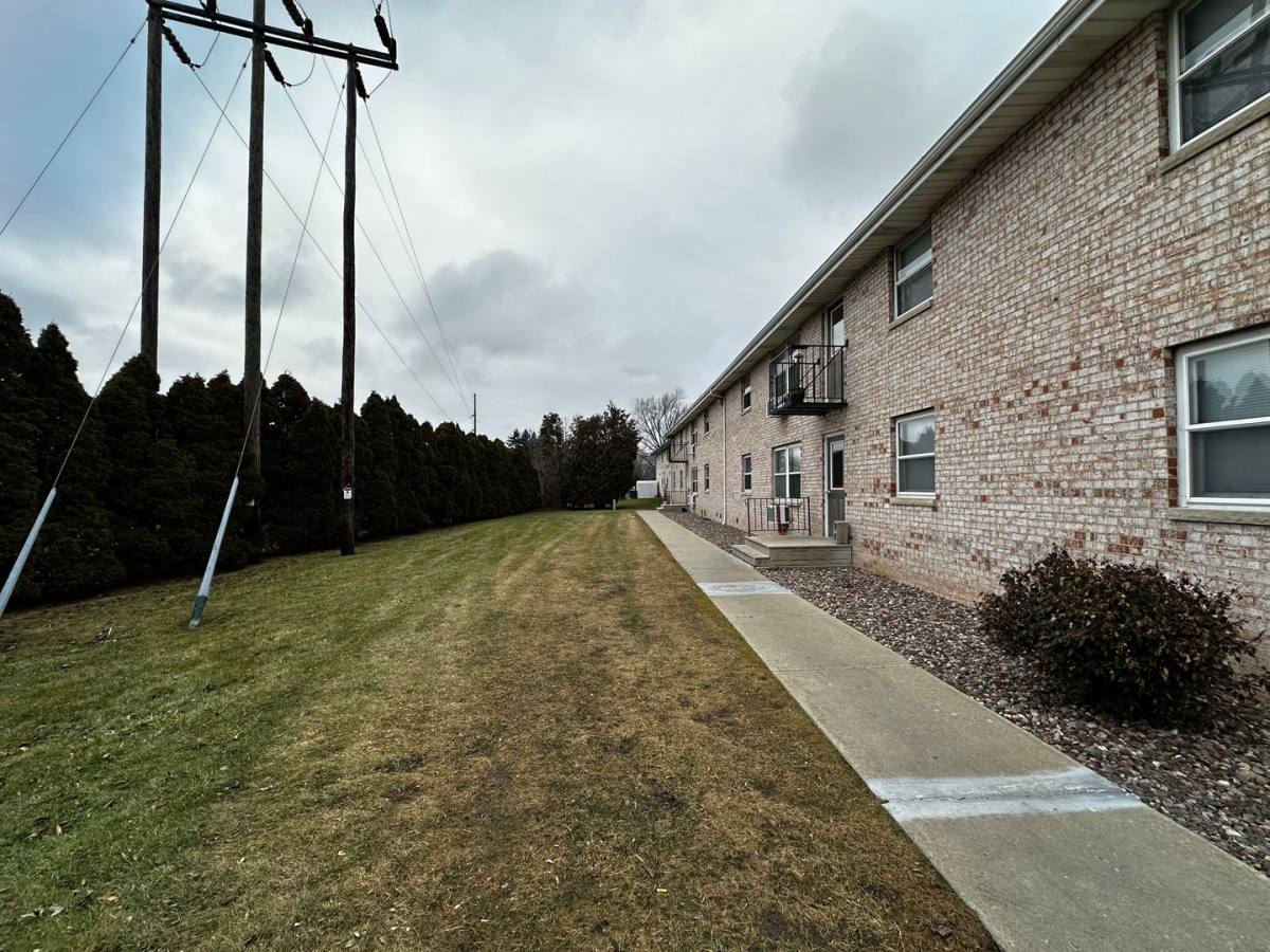 Apartment for rent at 207 Fort Howard Ave, De Pere, WI 54115