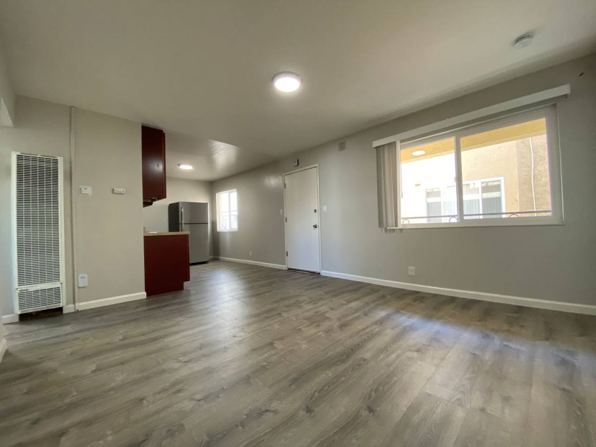 Apartment for rent at 1934 9th Ave, Oakland, CA 94606