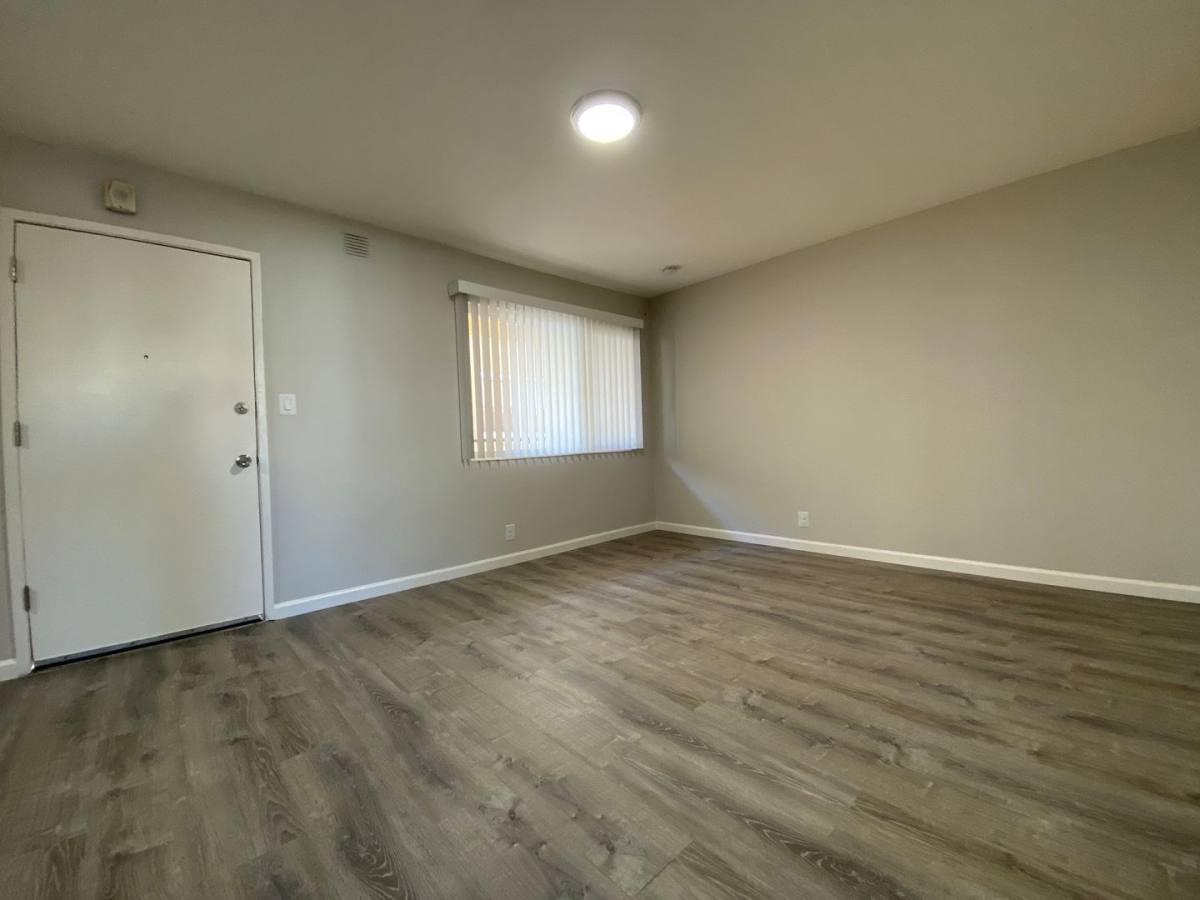 Apartment for rent at 1934 9th Ave, Oakland, CA 94606