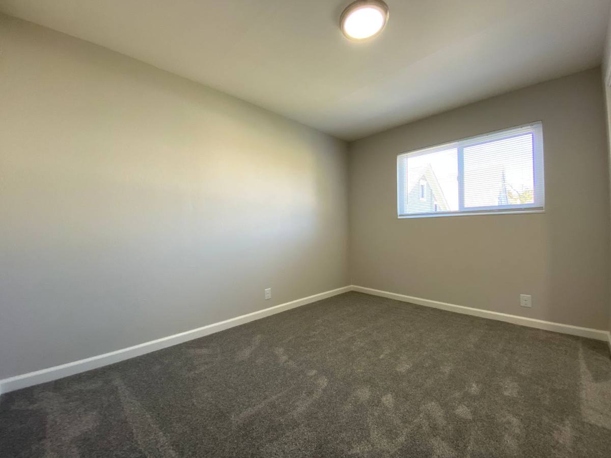 Apartment for rent at 1934 9th Ave, Oakland, CA 94606