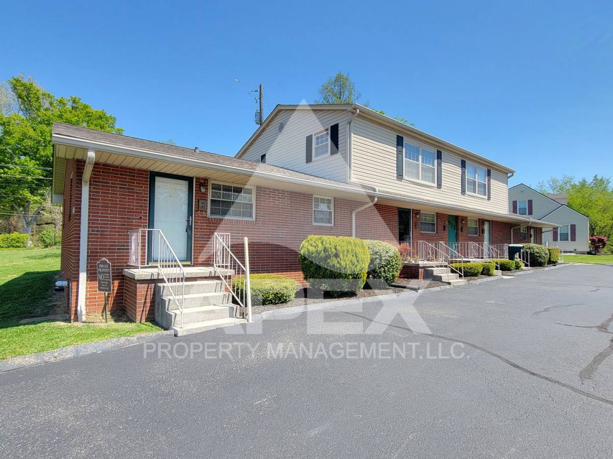 Apartment for rent at 5024 Jacksboro Pike, Knoxville, TN 37918