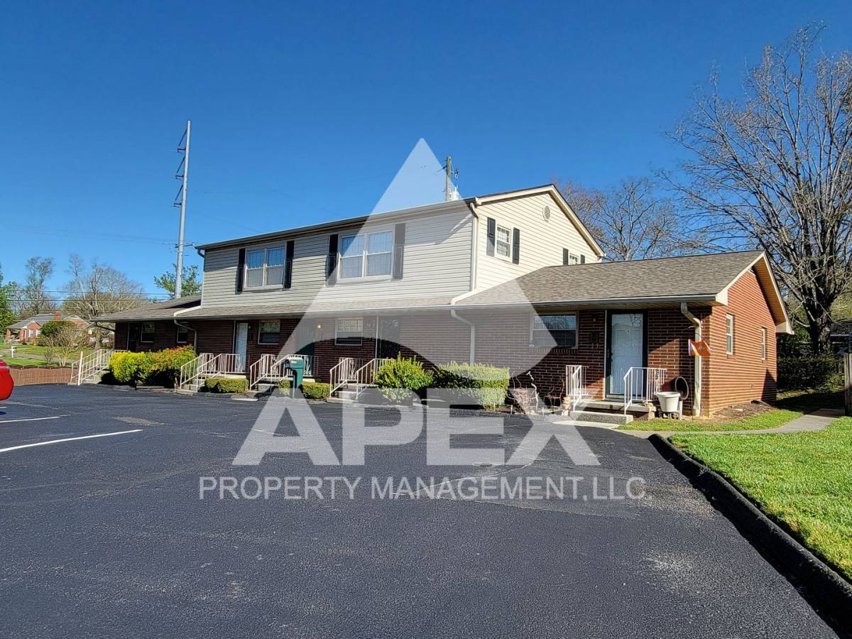 Apartment for rent at 5024 Jacksboro Pike, Knoxville, TN 37918