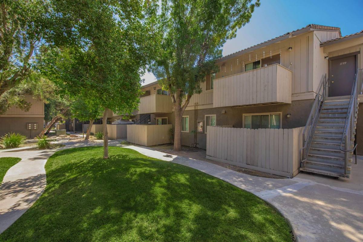 Apartment for rent at 1071 Goleta Way, Hanford, CA 93230