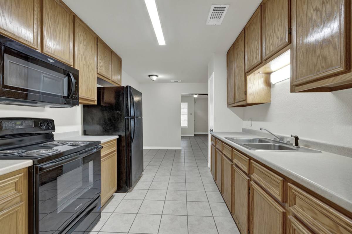 Apartment for rent at 334 336 Craddock Ave, San Marcos, TX 78666