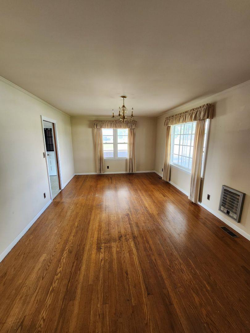 House for rent at 267 N Spring St, Sparta, TN 38583