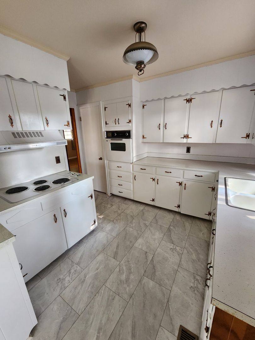 House for rent at 267 N Spring St, Sparta, TN 38583