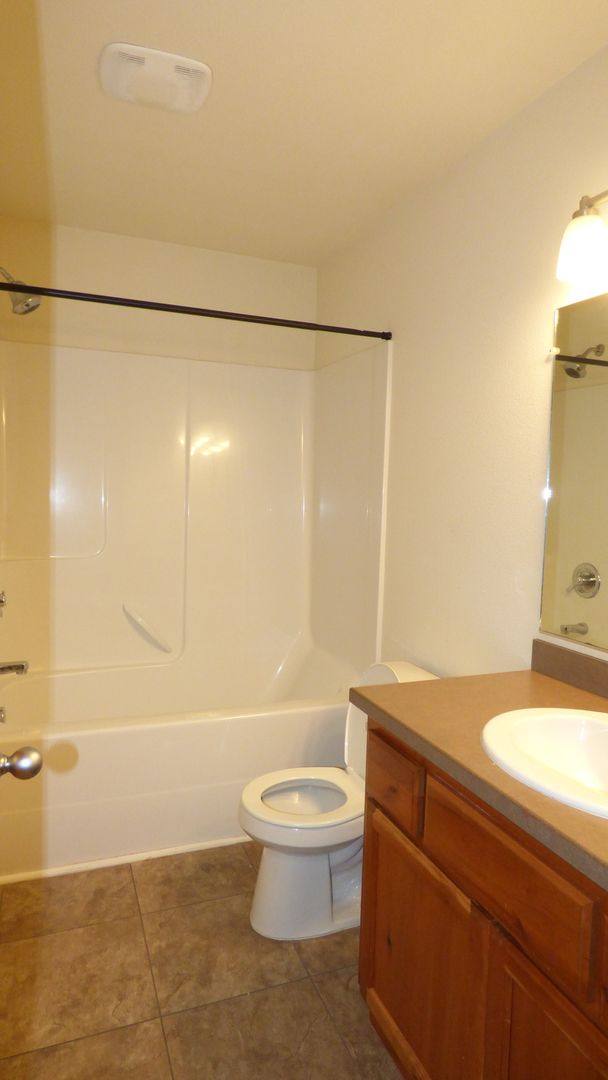 Apartment for rent at 620-622 Ecols St S, Monmouth, OR 97361