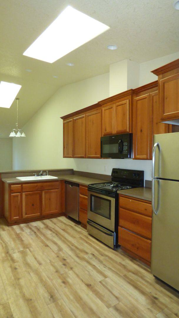 Apartment for rent at 620-622 Ecols St S, Monmouth, OR 97361