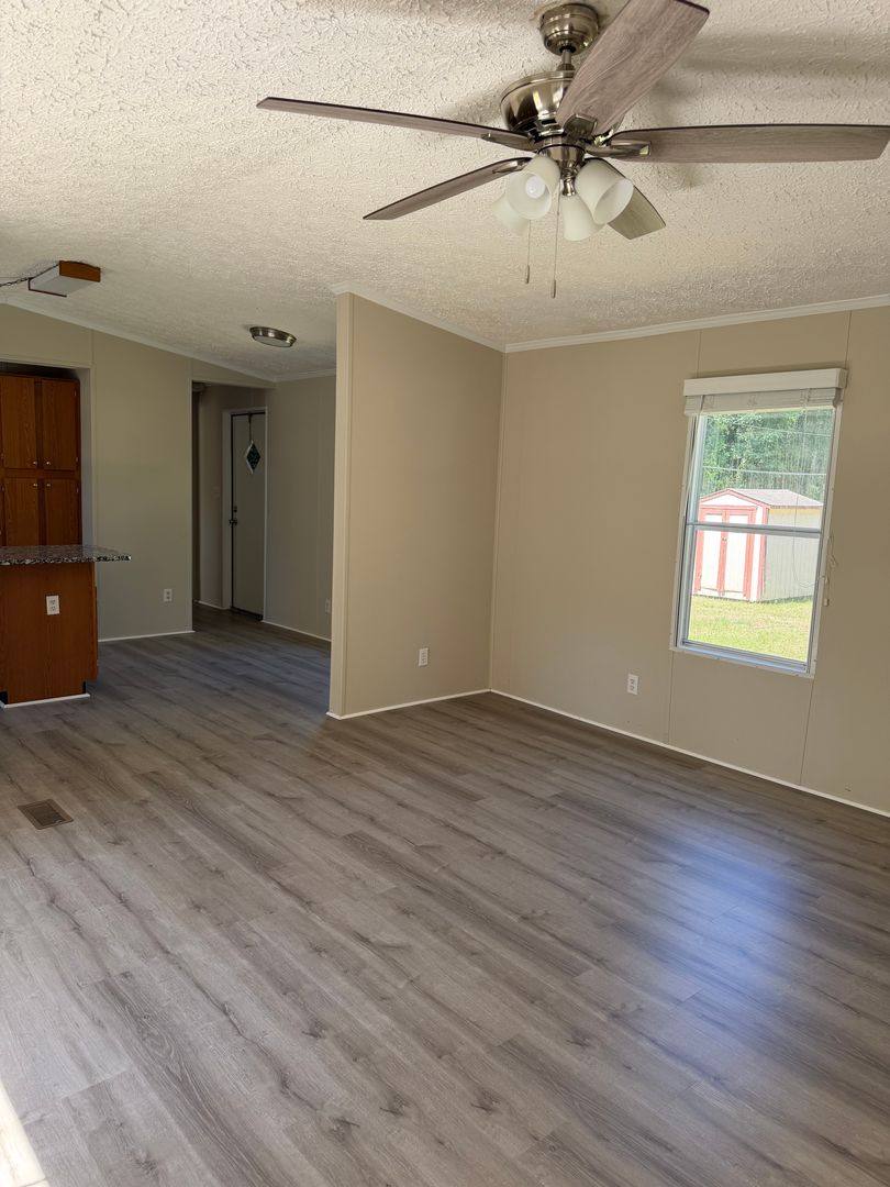 House for rent at 1013 7th Ave #2, Galivants Ferry, SC 29544