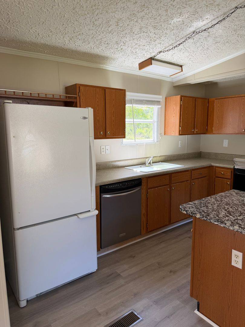 House for rent at 1013 7th Ave #2, Galivants Ferry, SC 29544