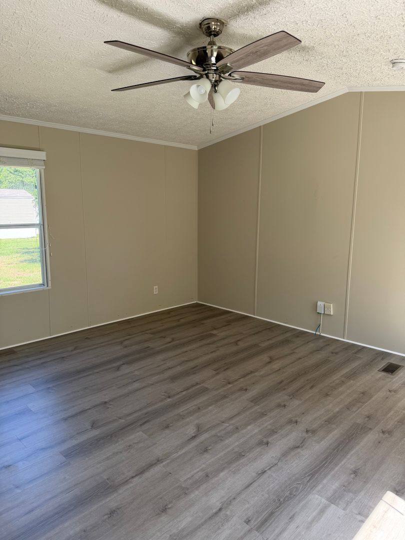 House for rent at 1013 7th Ave #2, Galivants Ferry, SC 29544