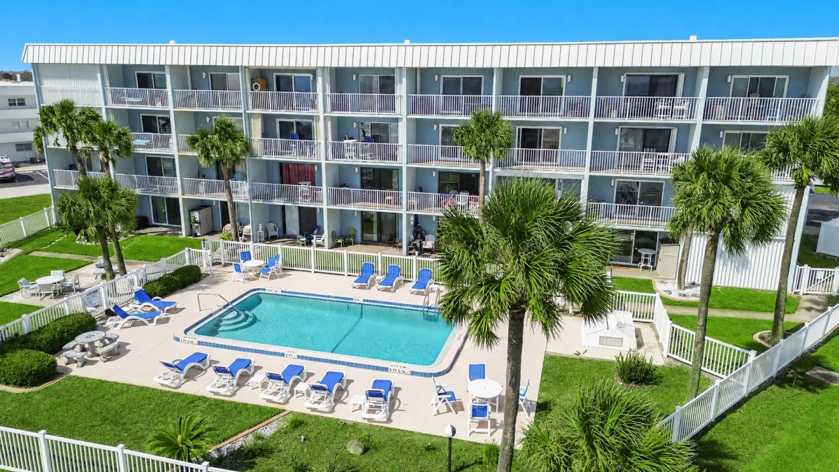Condo for rent at 2006 Ocean Shore Blvd, Ormond Beach, FL 32176