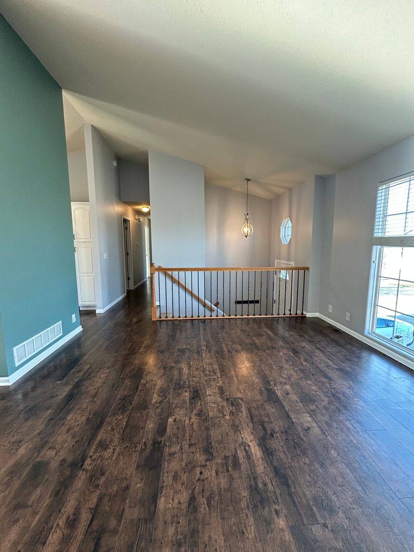 House for rent at 817 Lake Vista Dr, Papillion, NE 68046
