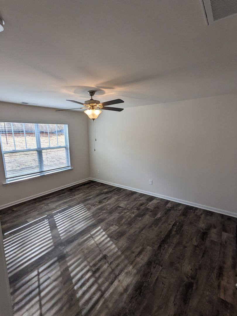 House for rent at 2838 Sherrill's Stream Dr, Sherrills Ford, NC 28673