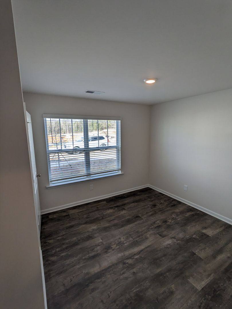 House for rent at 2838 Sherrill's Stream Dr, Sherrills Ford, NC 28673
