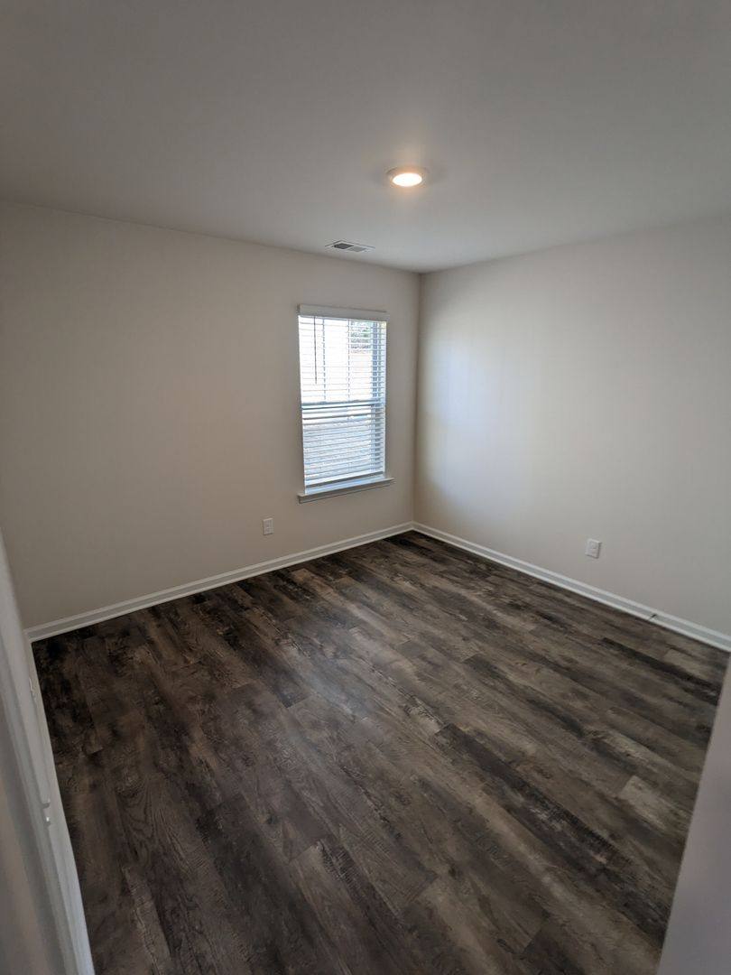 House for rent at 2838 Sherrill's Stream Dr, Sherrills Ford, NC 28673