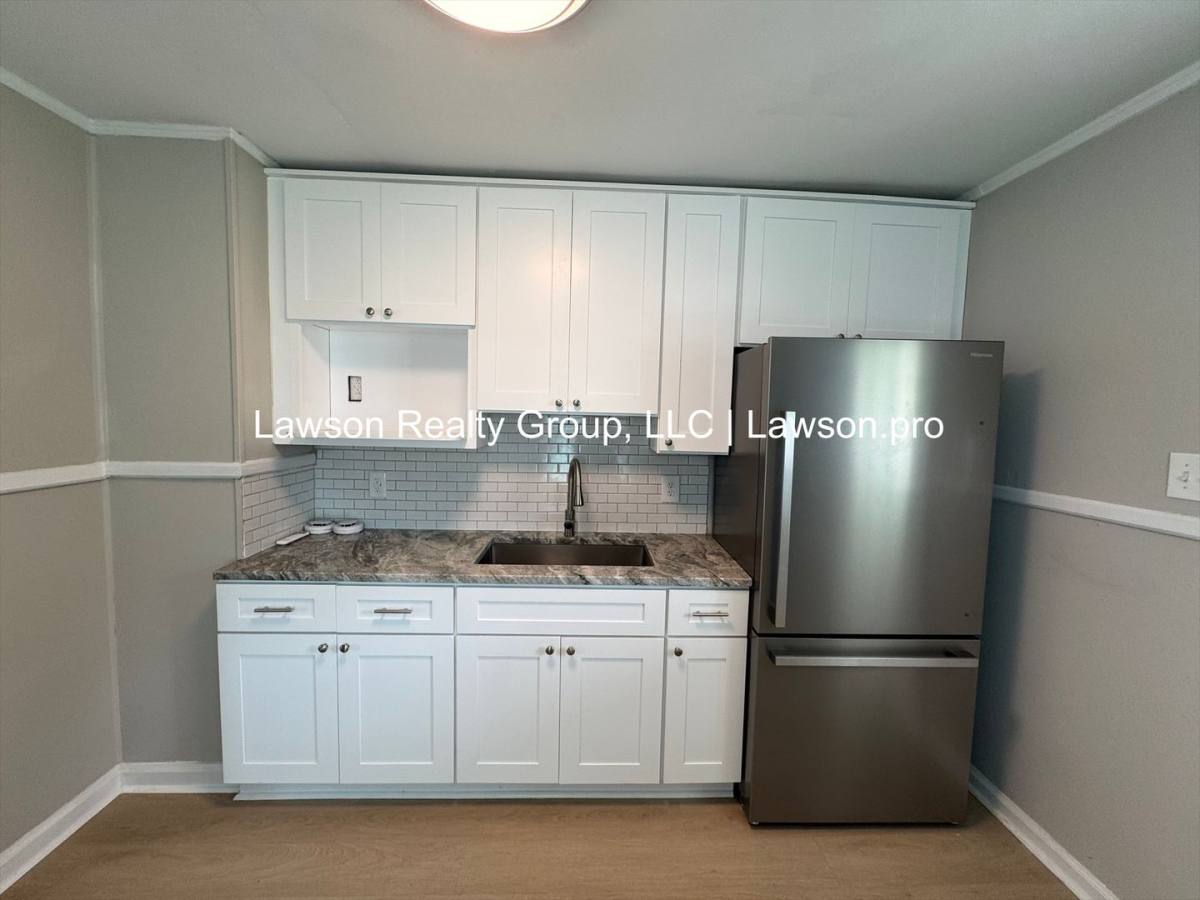 House for rent at 1741 Pexton Ave, Salem, VA 24153