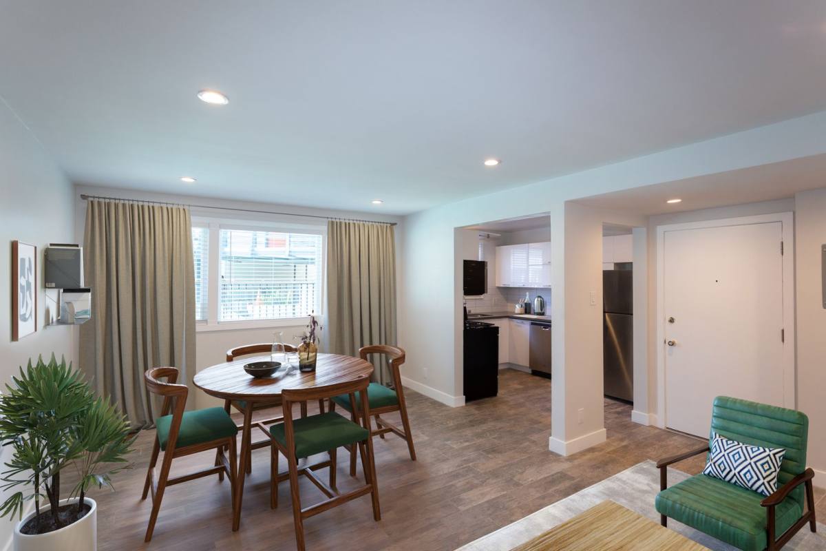 Apartment for rent at 7200 Hollywood Blvd, Los Angeles, CA 90046