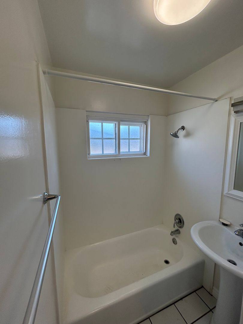 Apartment for rent at 2139 Brant St, San Diego, CA 92101