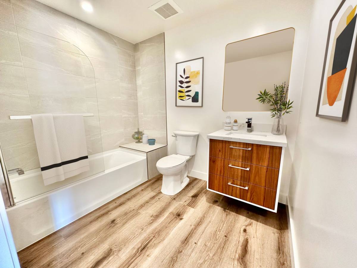 Apartment for rent at 4320 Inglewood, Los Angeles, CA 90066