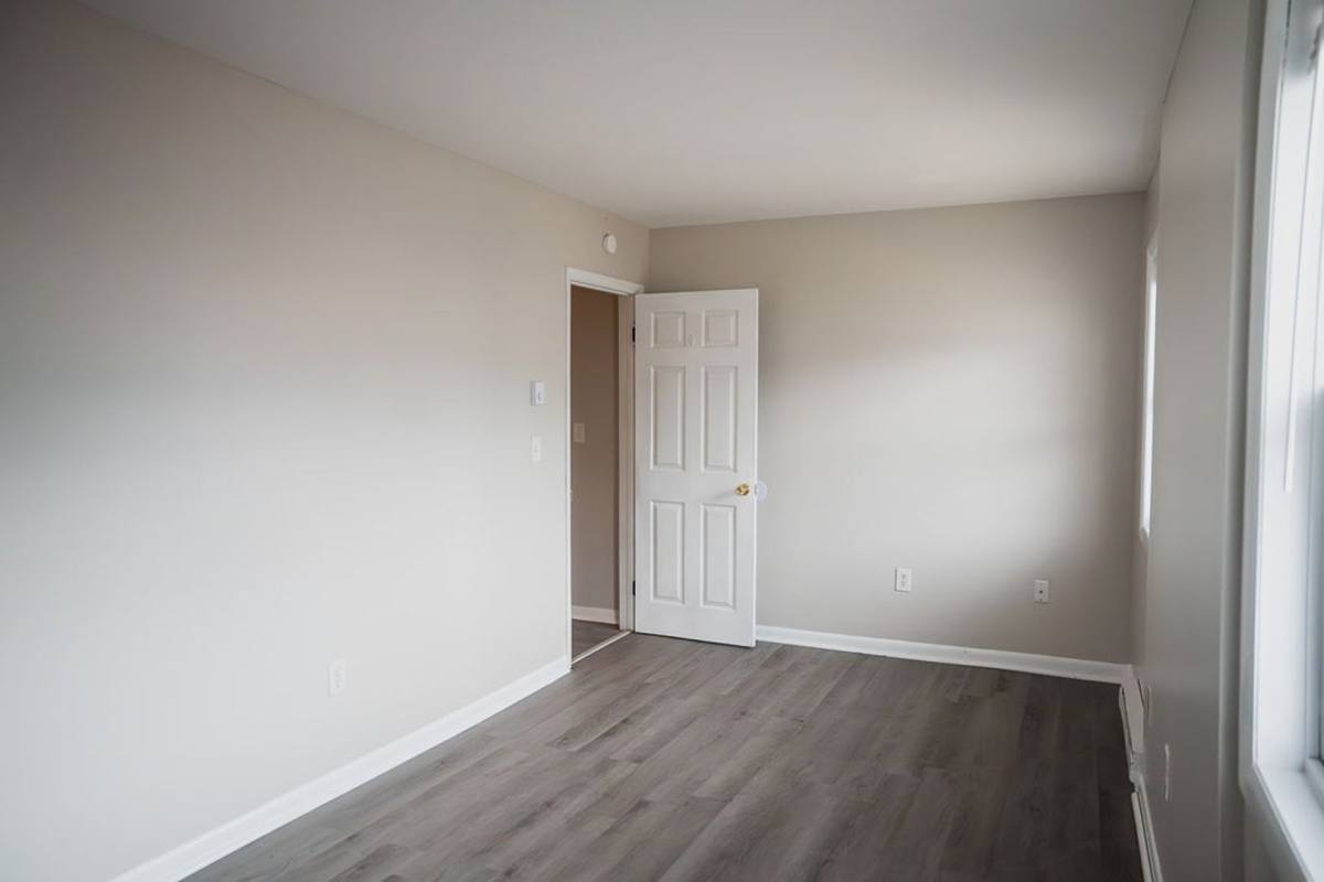 Apartment for rent at 137-139 Main St, Slatington, PA 18080