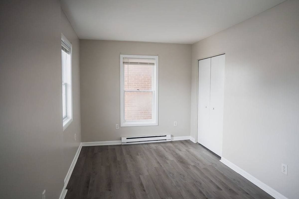 Apartment for rent at 137-139 Main St, Slatington, PA 18080