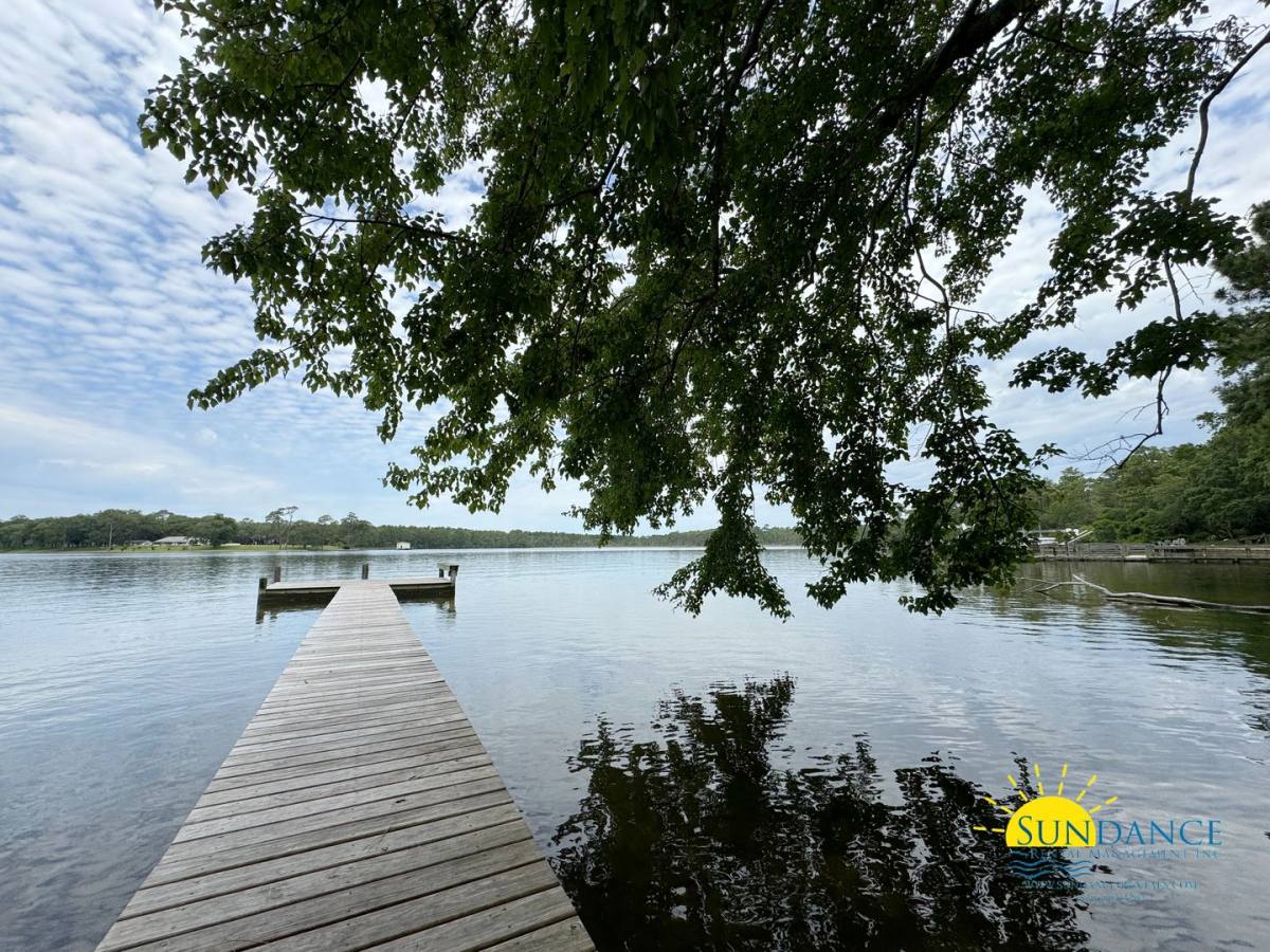 House for rent at 7 Longwood Dr, Shalimar, FL 32579