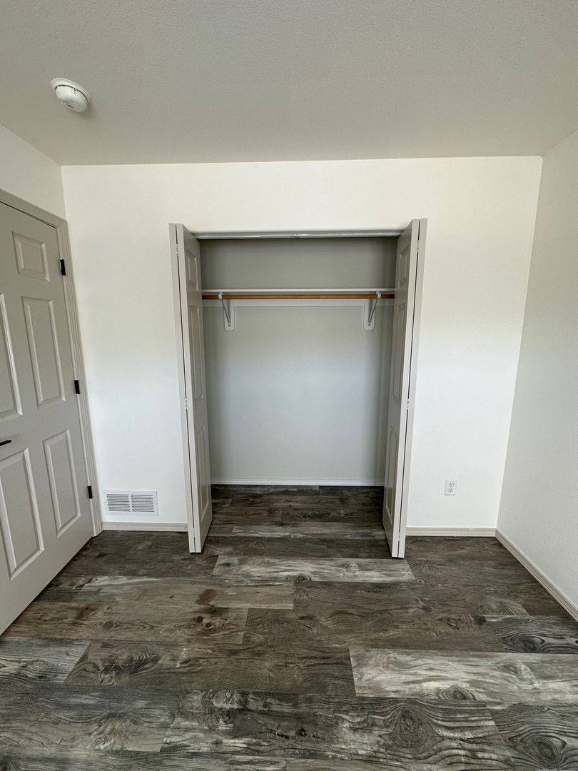 Townhouse for rent at 401 S Wasilla St, Wasilla, AK 99654