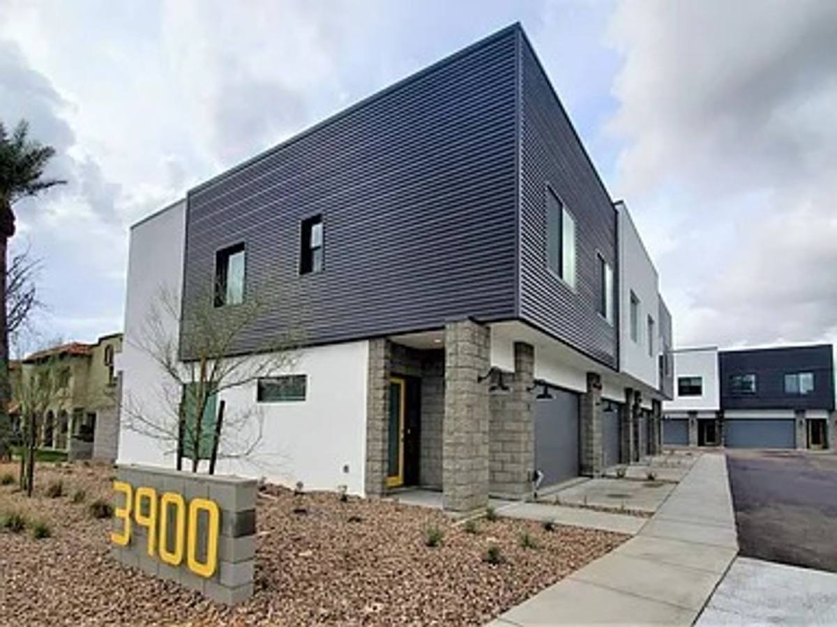 Apartment for rent at 3900 N 30th St, Phoenix, AZ 85016