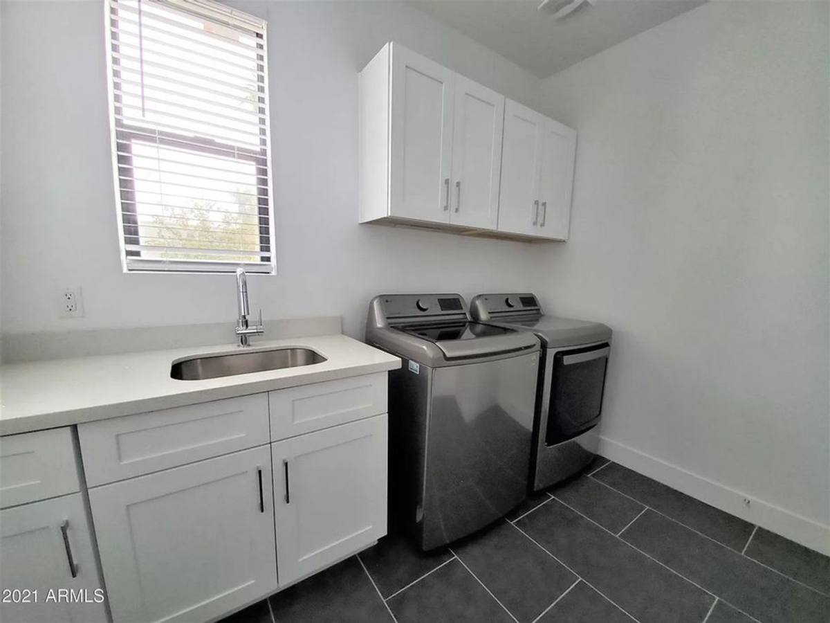 Apartment for rent at 3900 N 30th St, Phoenix, AZ 85016