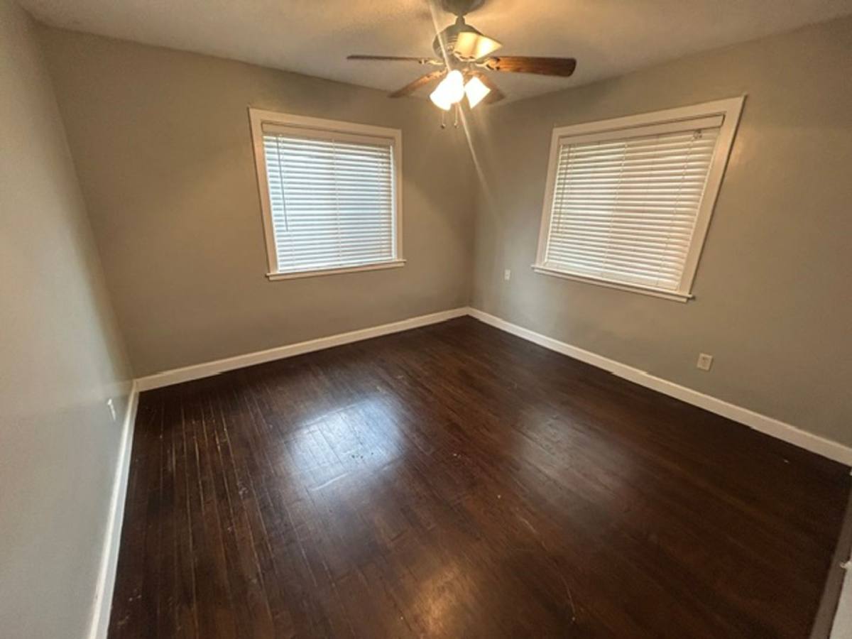 Apartment for rent at 1500, 1502 W School St, Visalia, CA 93291