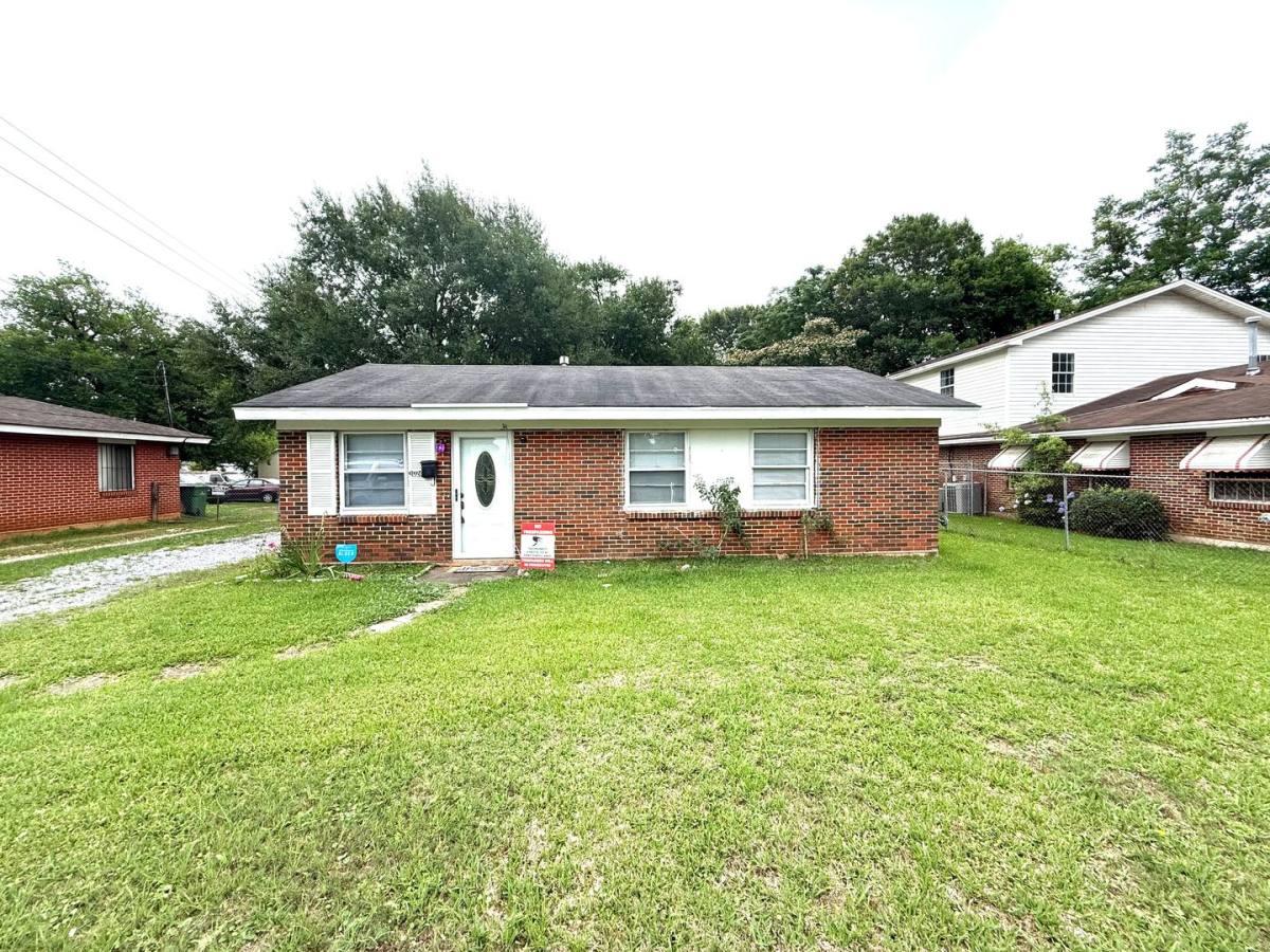 House for rent at 3024 Tyler Rd, Montgomery, AL 36110