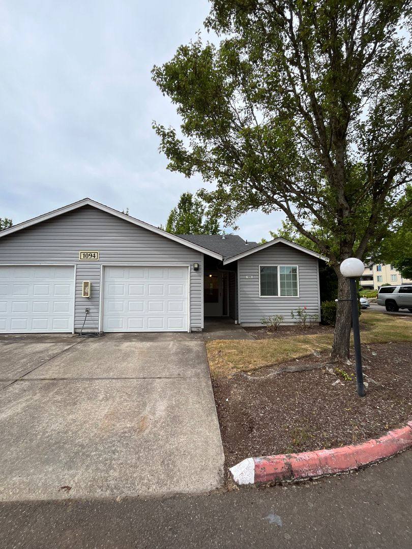 Apartment for rent at 3695 D St NE, Salem, OR 97301