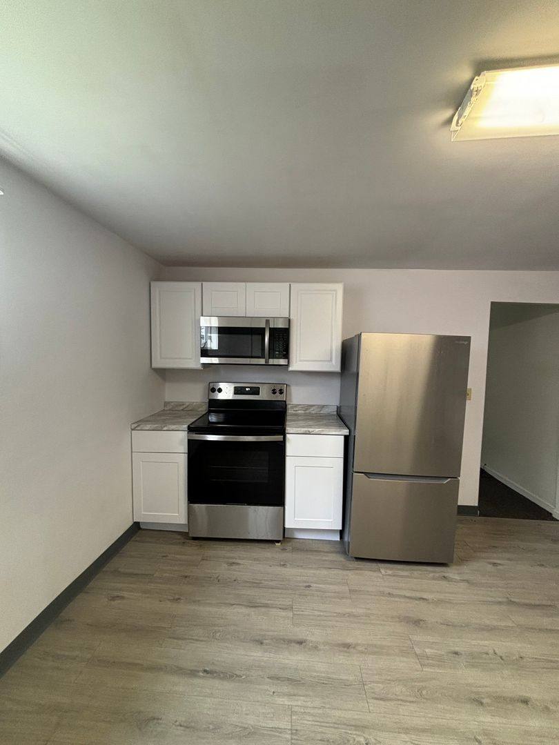 Apartment for rent at 628-630 Moosic St, Scranton, PA 18505