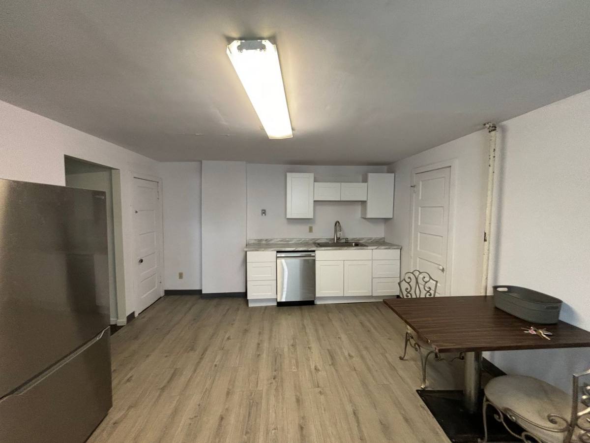 Apartment for rent at 628-630 Moosic St, Scranton, PA 18505