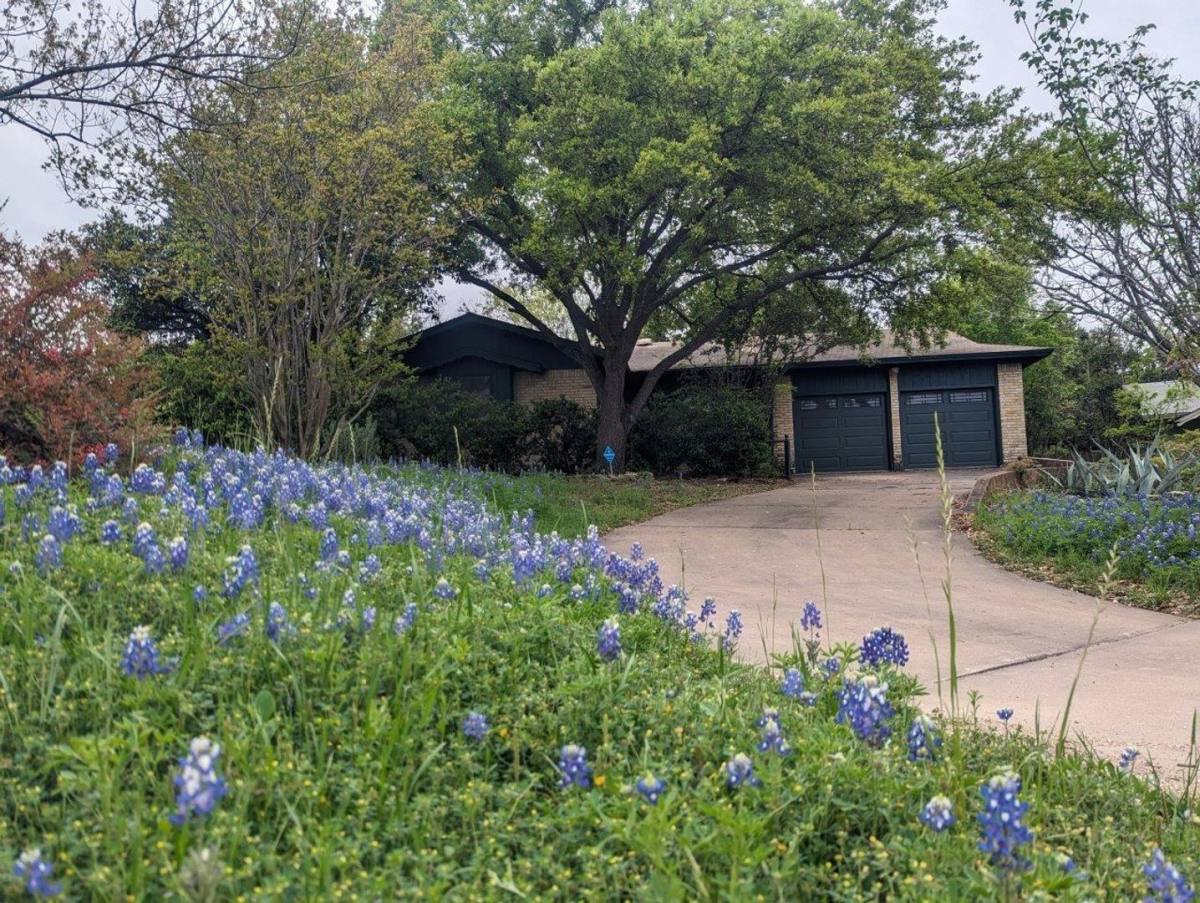 House for rent at 605 Kentshire Circle, Austin, TX 78704