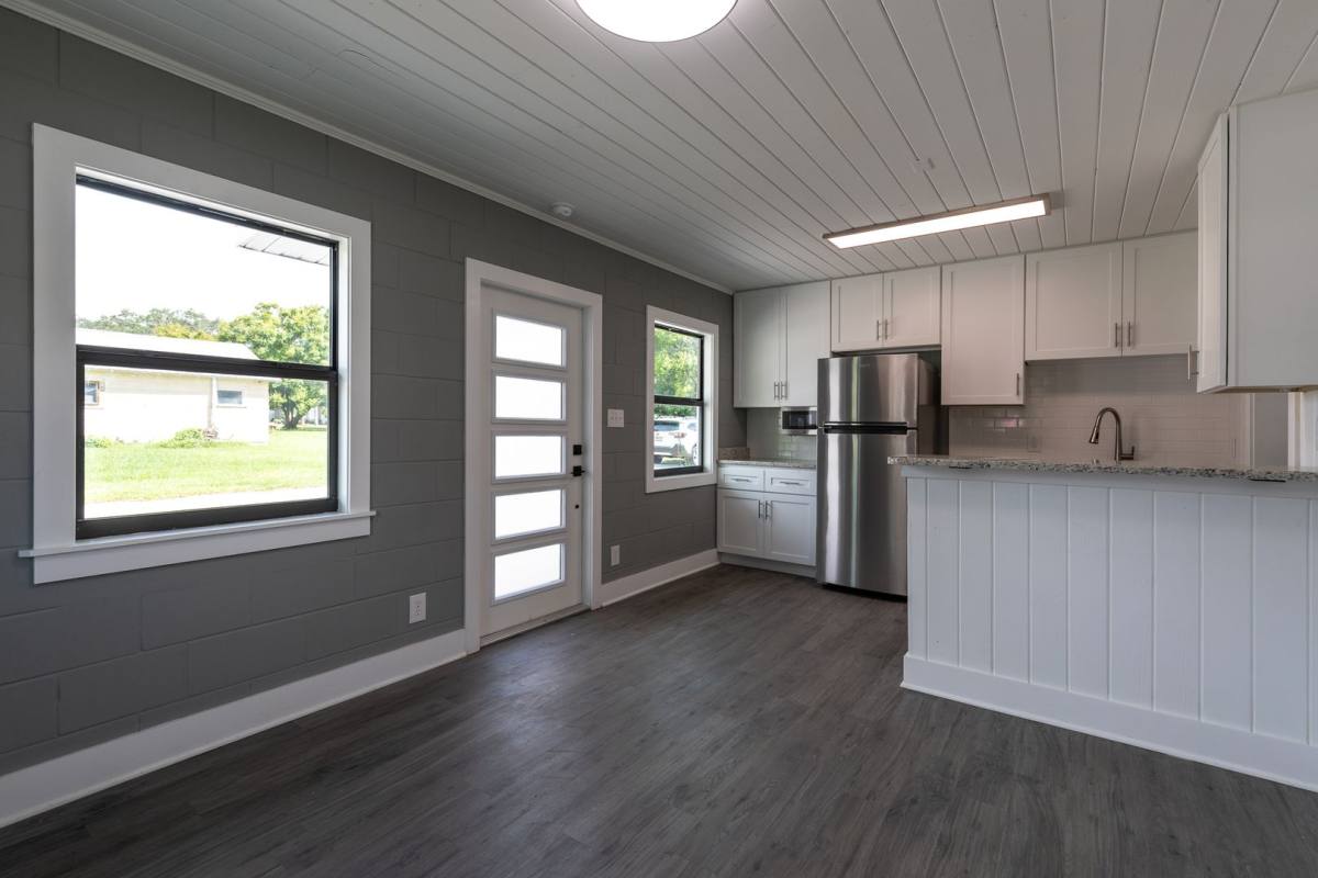 Apartment for rent at 212 - 220 Ave, Winter Haven, FL 33880