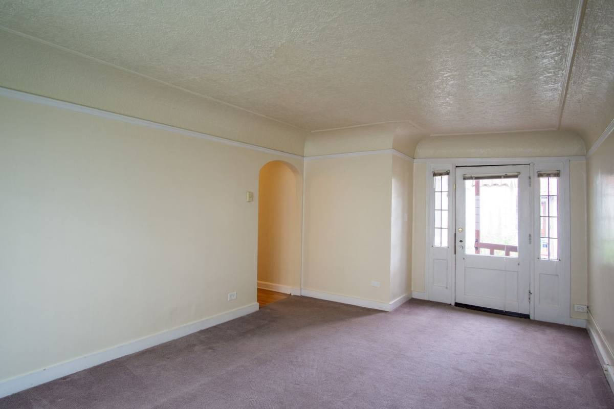 Apartment for rent at 2010 SE Sherman St, Portland, OR 97214