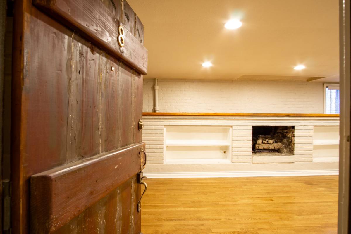 Apartment for rent at 230 NW 20th Ave, Portland, OR 97209