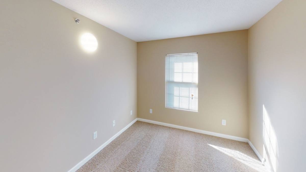 Apartment for rent at 709 S Wall St, Carbondale, IL 62901