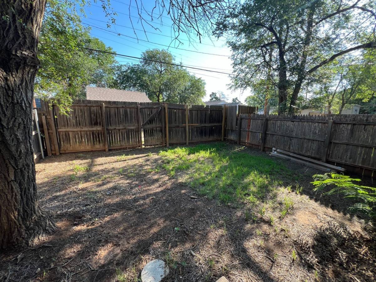 Apartment for rent at 2422 29th St, Lubbock, TX 79411
